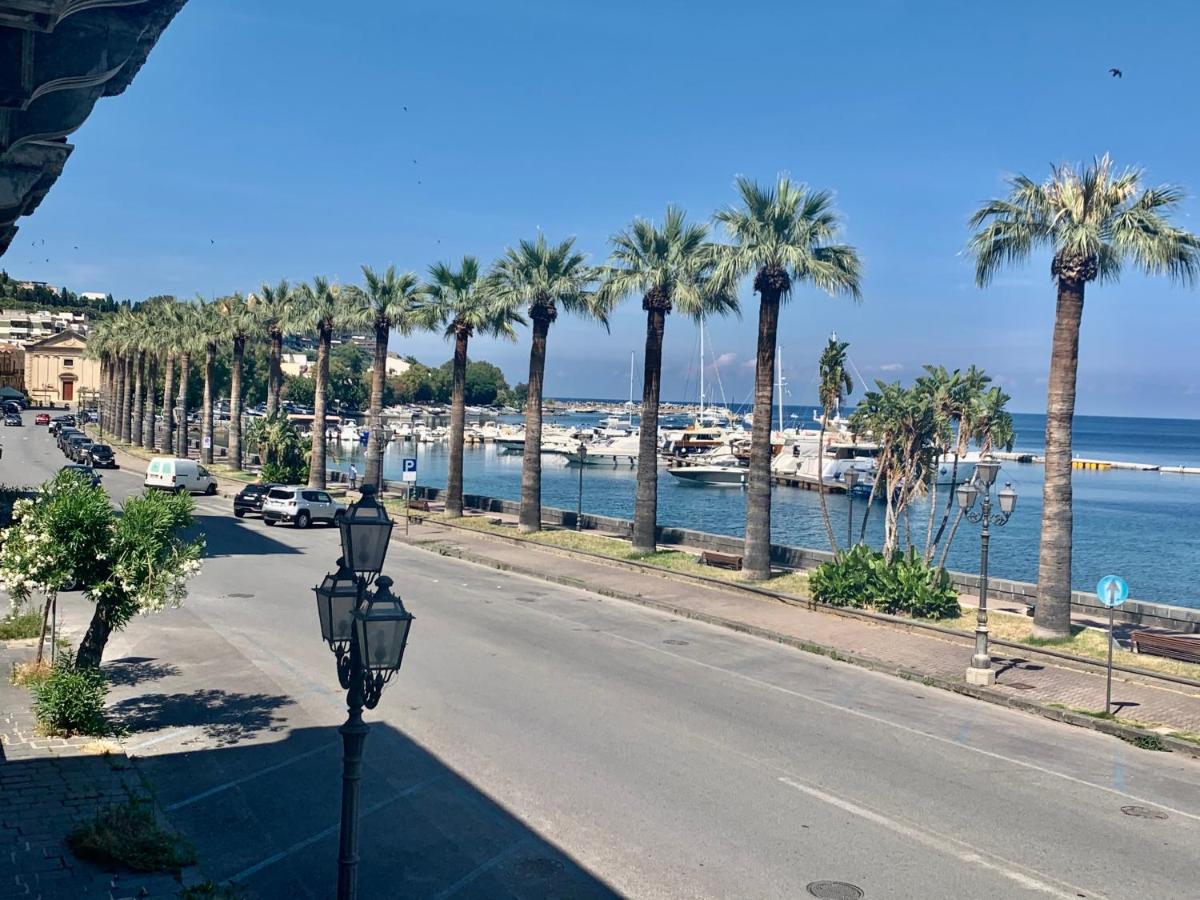 I Mezzanini Di Palazzo Bonaccorsi Apartment Milazzo Exterior foto