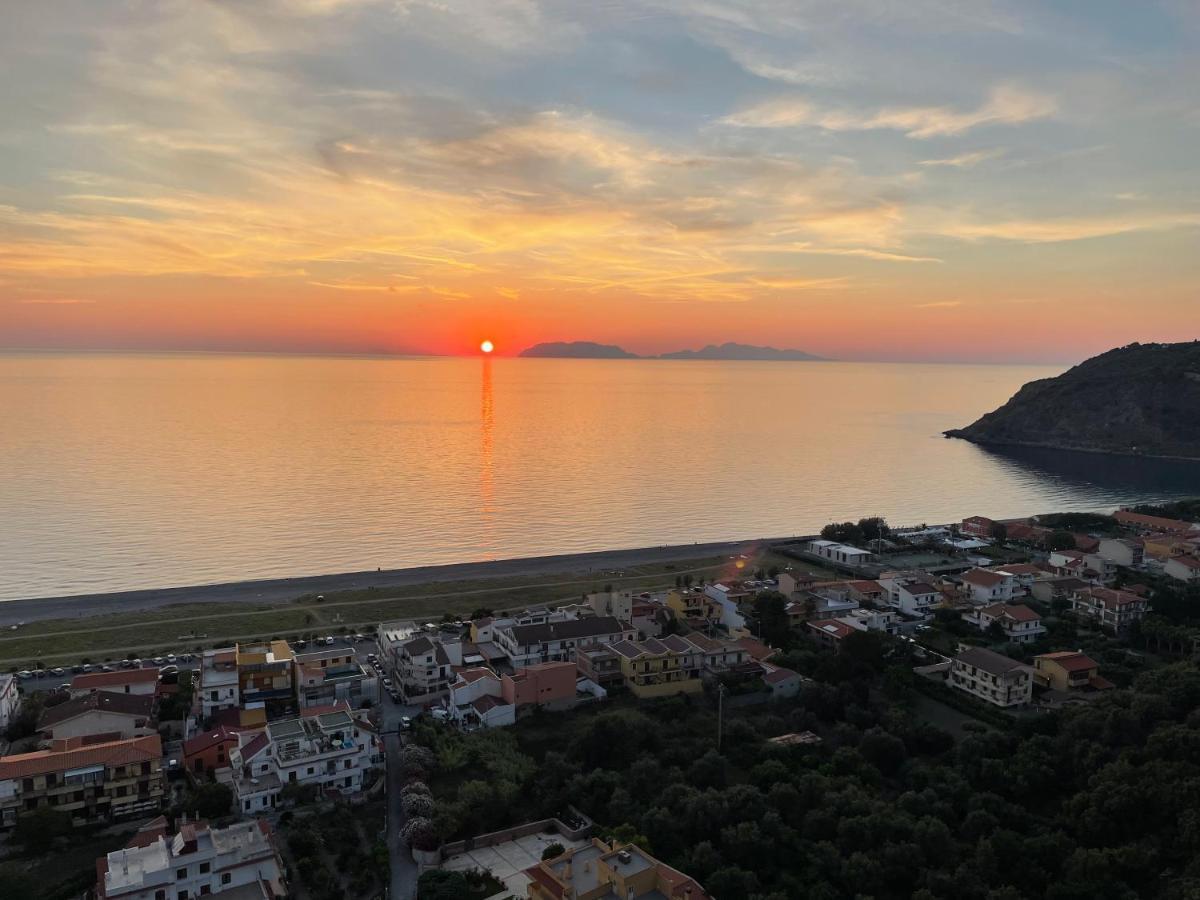 I Mezzanini Di Palazzo Bonaccorsi Apartment Milazzo Exterior foto